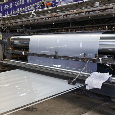 2.0-3.0% 탄소 검정 내용을 가진 15MPa 장력 강도 HDPE Geomembrane 강선