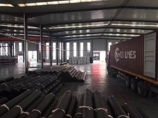 튼튼성 ≥15MPa 산소 지수 ≥30% HDPE 지막 라인어