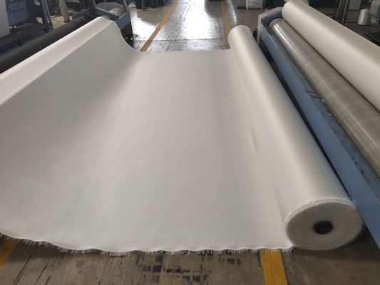 150-50kn 우븐 토지 섬유 직물 320gsm 고강도는 보강했습니다